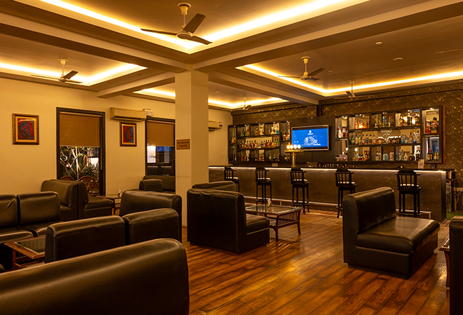 Bar at Emerald Garden Club